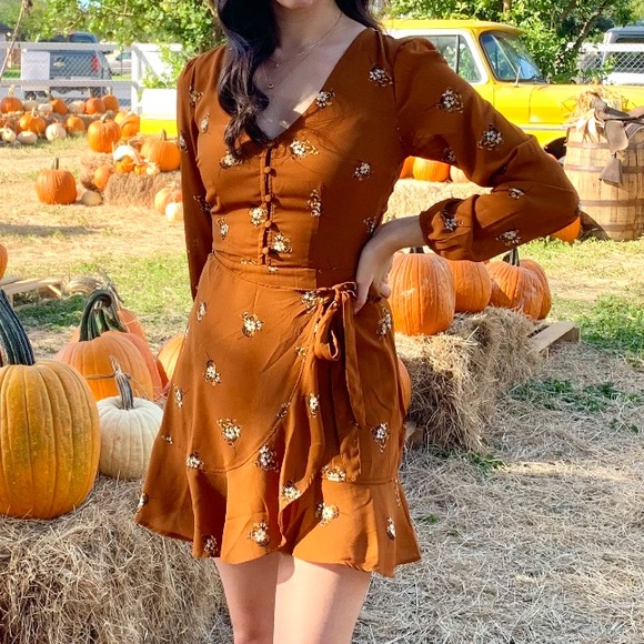 A&F Dress🤎 - Picture 7 of 7